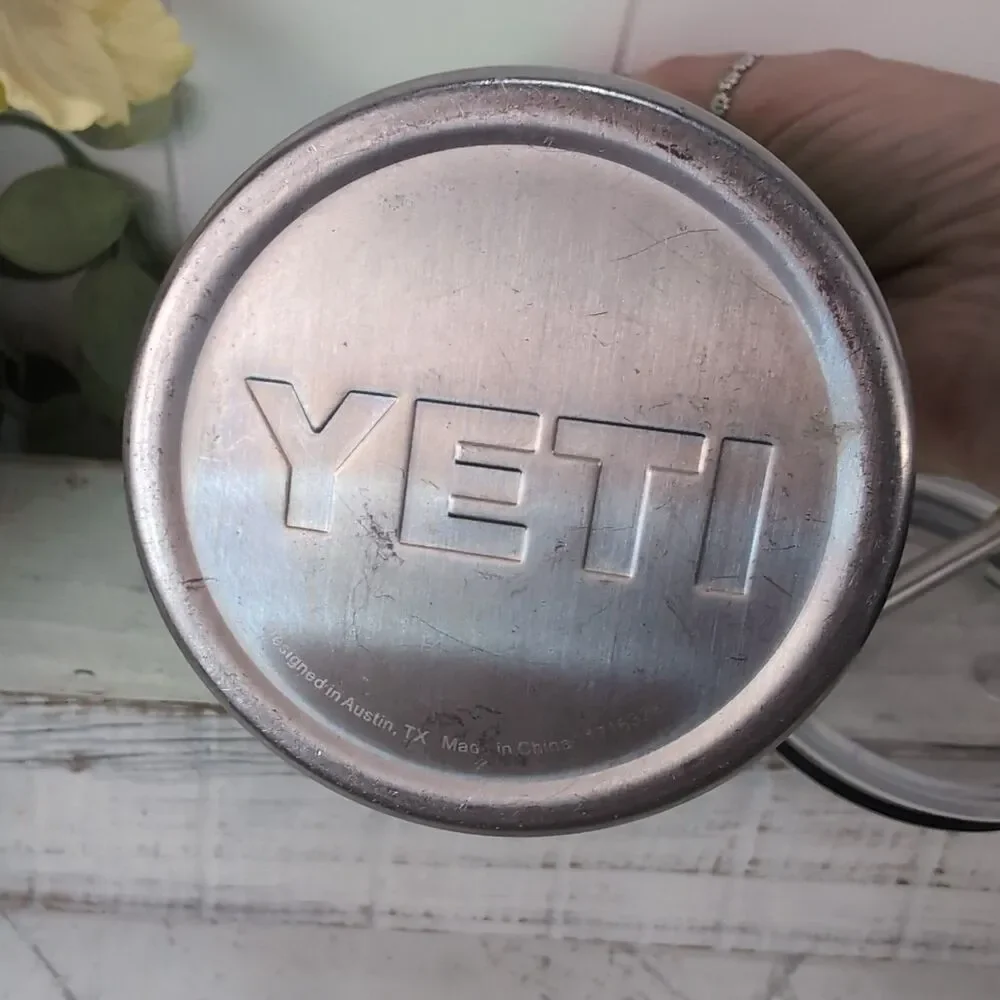 YETI Rambler 30 oz Tumbler Stainless Steel Canopy Green with Straw Lid